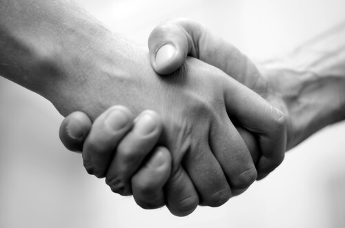 Why Your Handshake Matters (And How to Perfect It)